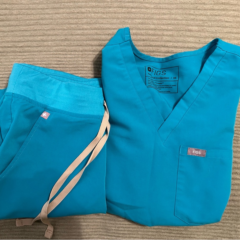 Figs xs jogger scrub set blue